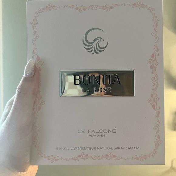 Yara Lattaffa WHITE and BONITA la rose by le falcons BUNDLE - Picture 7 of 9